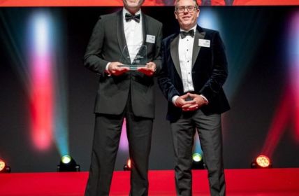 Fieldfisher erhält JUVE Award als Technologie- und Medienkanzlei (Foto: Fieldfisher)