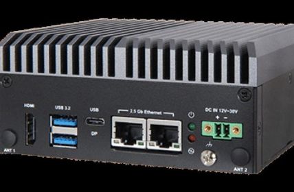 LYNX-8110 fanloses Embedded-System optimiert für Industrie 4.0 und (Foto: KIOSK Embedded Systems GmbH)